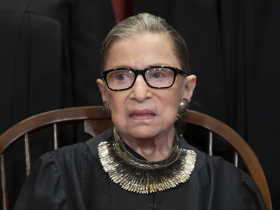 La doyenne de la Cour suprême des Etats-Unis, Ruth Bader Ginsburg a été nommée en 1993 à la haute cour par le président Bill Clinton (archives). © KEYSTONE/AP/J. SCOTT APPLEWHITE
