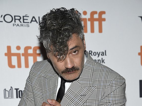 Taika Waititi, le réalisateur du film "Jojo Rabbit". © KEYSTONE/AP Invision/EVAN AGOSTINI