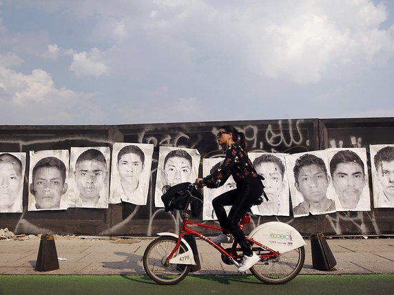 En septembre 2014, 43 étudiants disparaissaient dans le sud du Mexique (archives). © KEYSTONE/EPA EFE/SASHENKA GUTIERREZ