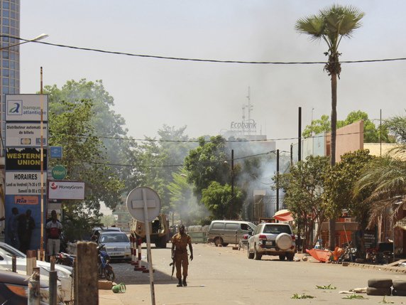 Le Burkina Faso est pris depuis quatre ans et demi dans une spirale de violences, attribuées à des groupes armés djihadistes (archives). © KEYSTONE/AP/LUDIVINE LANIEPCE
