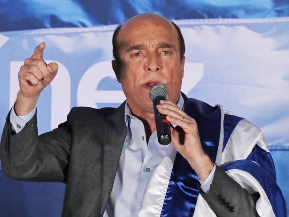 Le candidat de gauche Daniel Martinez est arrivé en tête dimanche à l'élection présidentielle en Uruguay, selon les sondages à la sortie des urnes. © KEYSTONE/EPA EFE/RAUL MARTINEZ