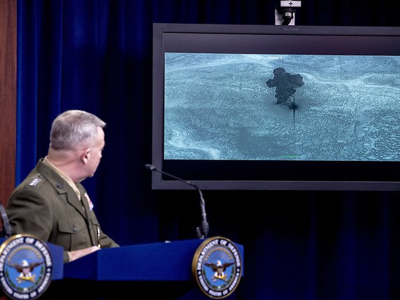 Les images diffusées par le Pentagone sur la mort d'Abou Bakr al-Baghdadi proviennent des caméras embarquées des forces spéciales américaines. © KEYSTONE/AP/ANDREW HARNIK