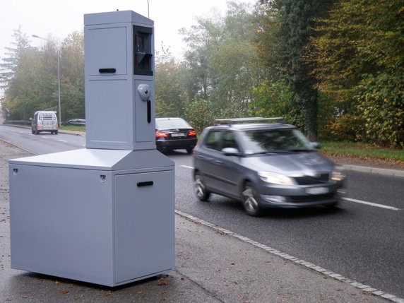 Les nouveaux radars sont placés à l'intérieur des localités. © police fribourgeoise