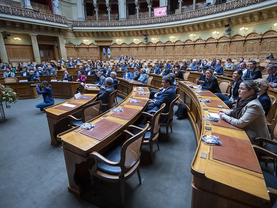 L'ambiance était studieuse dans la salle du National. © KEYSTONE/Marcel Bieri