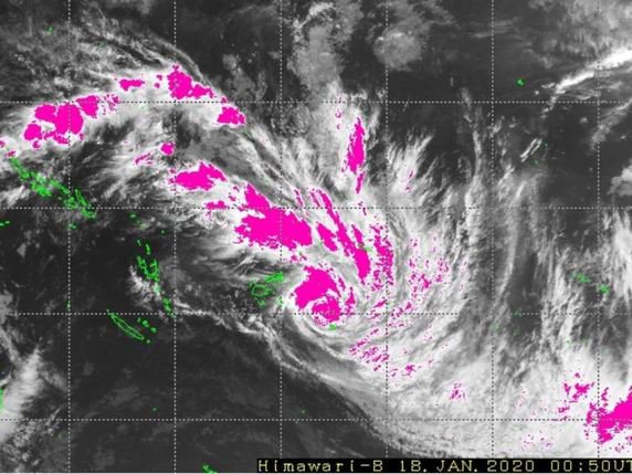 Après avoir touché les Fidji, le cyclone Tino se dirigeait samedi vers les îles Tonga. © Fiji Meteorological Service / Capture d'écran