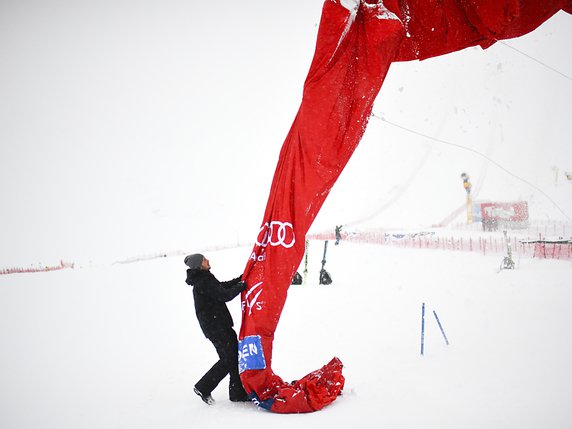 Pas de slalom dimanche à Naeba. © KEYSTONE/GIAN EHRENZELLER