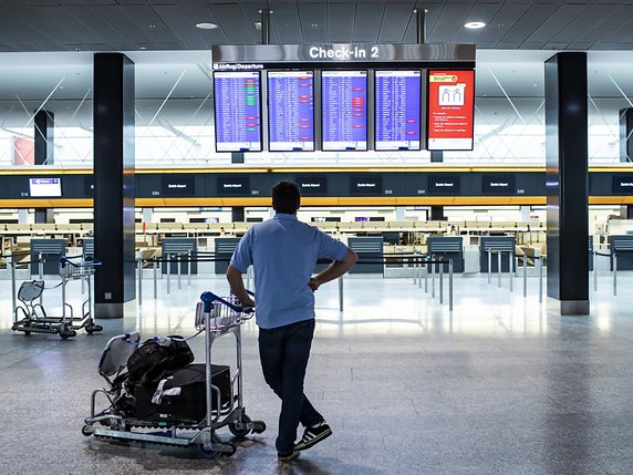 La fréquentation a baissé de 20% à l'aéroport de Zurich à cause du coronavirus. © KEYSTONE/ALEXANDRA WEY