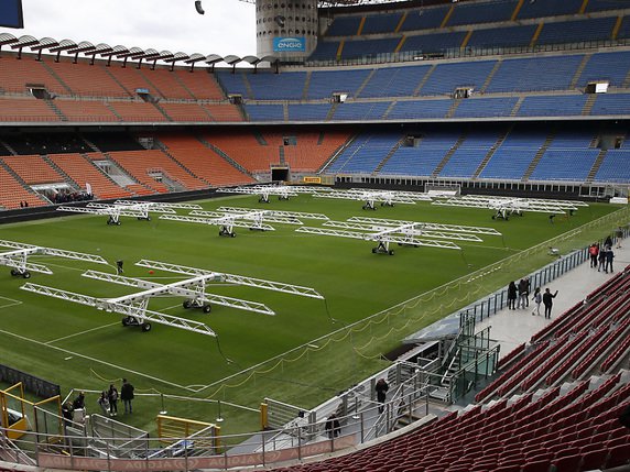 Le stade de San Siro à Milan a sans doute vécu. © KEYSTONE/AP/ANTONIO CALANNI