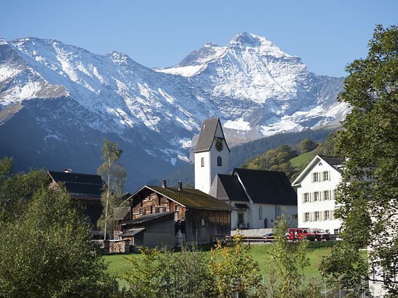 Les Alpes glaronnaises sont sujettes à de faibles tremblements de terre depuis quelques jours (archives). © KEYSTONE/GIAN EHRENZELLER