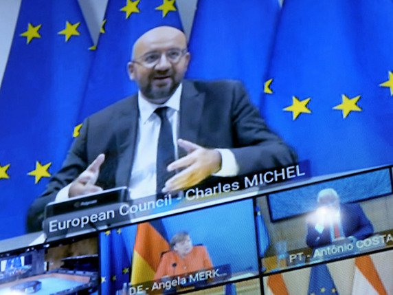 Le président du Conseil européen Charles Michel lors de ce sommet en vidéoconférence. © KEYSTONE/AP/Olivier Hoslet