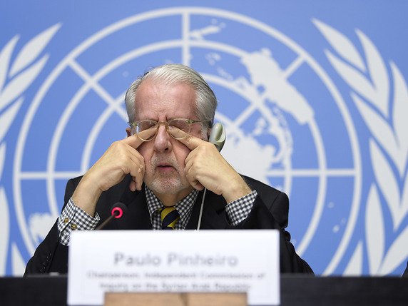 Le président de la Commission d'enquête indépendante sur la Syrie Paulo Sergio Pinheiro alerte sur les dizaines de crimes de guerre perpétrés à Idleb en Syrie (archives). © KEYSTONE/MARTIAL TREZZINI