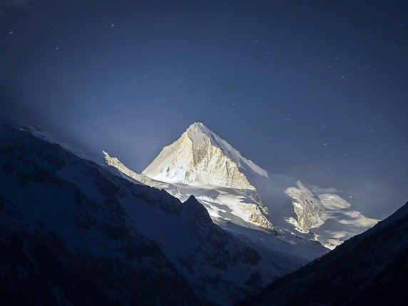 Un alpiniste allemand a perdu la vie mercredi soir en redescendant de la Dent Blanche (archives). © KEYSTONE/DENIS EMERY