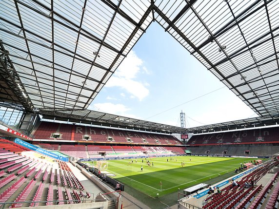 Le huis clos pour les phases finales de la Ligue des Champions et de la Ligue Europa. © KEYSTONE/EPA/Thomas Faehnrich / POOL