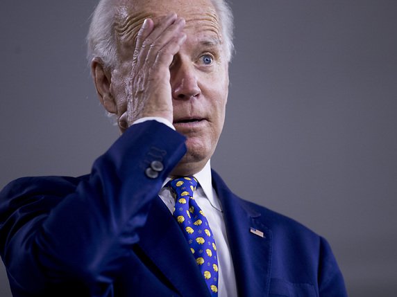 Le candidat démocrate à la Maison Blanche Joe Biden n'annoncera pas le nom très attendu de sa colistière cette semaine (archives). © KEYSTONE/AP/Andrew Harnik