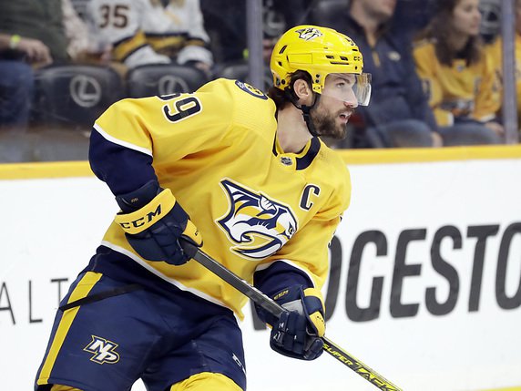 Roman Josi a été élu meilleur défenseur de la saison en NHL © KEYSTONE/AP/MARK HUMPHREY