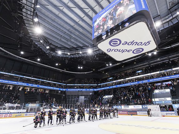 Fribourg s'est imposé devant 5160 spectateurs dans une ambiance feutrée © KEYSTONE/CYRIL ZINGARO