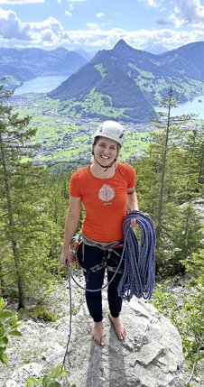 Fan d’escalade et de Rotauf, Christina Blumenthal estime que les propriétés de la laine mérinos sont parfaites pour ne pas transpirer et ne pas avoir froid.  © Rotauf/DR