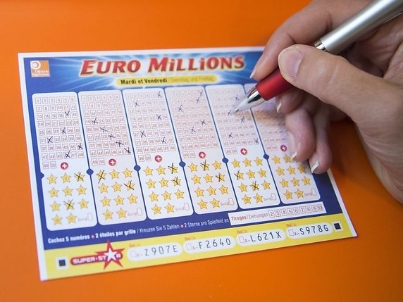 Le chanceux a remporté mardi soir 94,2 millions de francs (archives). © KEYSTONE/JEAN-CHRISTOPHE BOTT