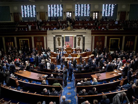 Les démocrates étaient devenus majoritaires à la chambre des représentants lors des élections de mi-mandat (archives). © KEYSTONE/AP/ANDREW HARNIK