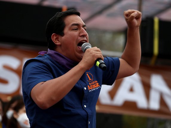 Selon des sondages de sorties de urnes, le socialiste Andrés Arauz est arrivé en tête du premier tour de l'élection présidentielle en Equateur (archives). © KEYSTONE/EPA/Jose Jacome