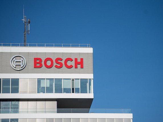 L'équipementier automobile allemand Bosch va supprimer 750 emplois sur 1250 dans son usine de Rodez, dans le sud de la France, d'ici 2025, une décision liée à la chute des ventes des véhicules à moteur diesel (archives). © KEYSTONE/DPA/SEBASTIAN GOLLNOW