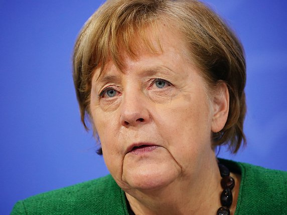 Pour Angela Merkel, la situation sanitaire est "grave" en Allemagne. © KEYSTONE/AP/Michael Kappeler