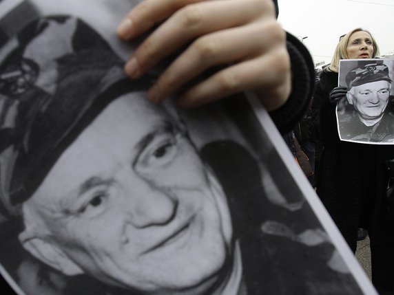 Jovan Divjak était partisan d'une Bosnie multiethnique et citoyenne (archives). © KEYSTONE/AP/AMEL EMRIC
