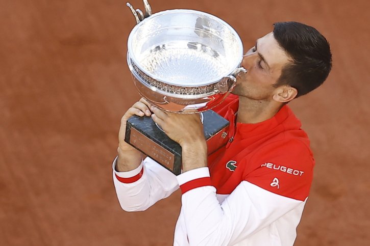 Novak Djokovic a livré un match épique dimanche. © KEYSTONE/EPA/IAN LANGSDON