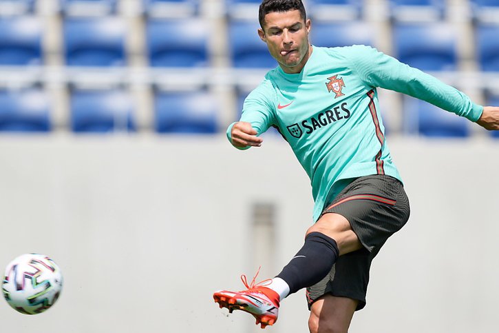 Cristiano Ronaldo est prêt à guider le Portugal. © KEYSTONE/EPA/HUGO DELGADO