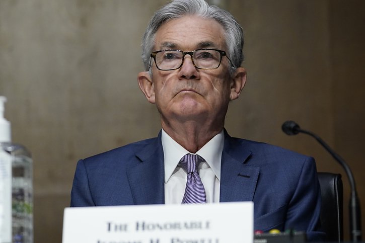 Au cours d'une conférence de presse, le président de la Fed Jerome Powell a souligné que l'économie n'était pas encore complètement remise de la crise (archives). © KEYSTONE/AP/Susan Walsh