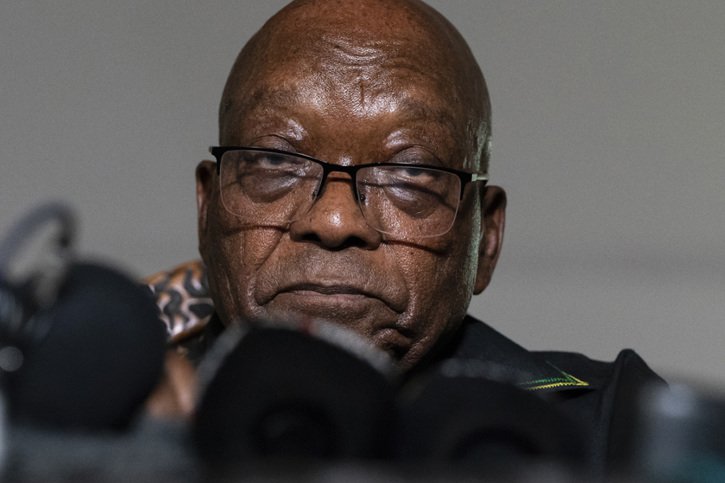"Le président Zuma a décidé de se conformer à l'ordre d'incarcération", a indiqué sur Twitter la fondation qui le représente (archives). © KEYSTONE/AP/Shiraaz Mohamed