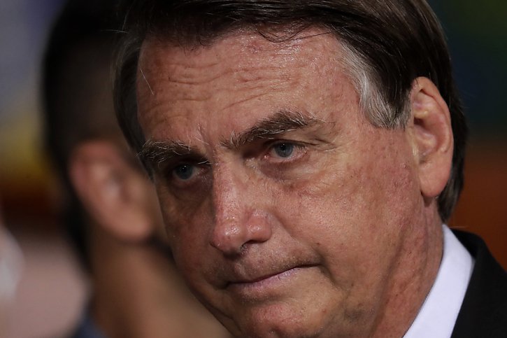 Depuis qu'il a été poignardé dans l'intestin en septembre 2018, en pleine campagne pour l'élection présidentielle, Jair Bolsonaro, 66 ans, a subi six opérations chirurgicales, dont cinq au système digestif (archives). © KEYSTONE/AP/Eraldo Peres