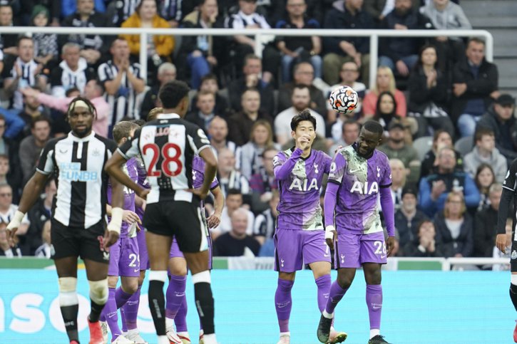 Newcastle-Tottenham a été interrompu à la suite d'un malaise dans les tribunes © KEYSTONE/AP/Jon Super