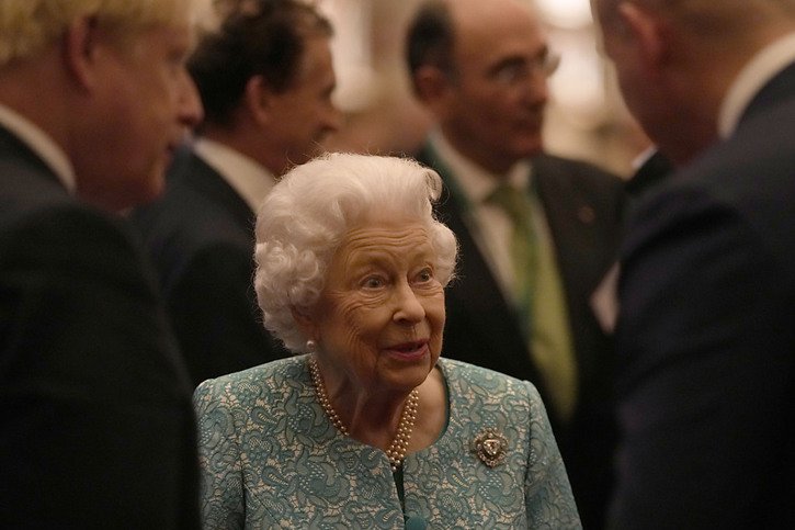 La souveraine britannique Elizabeth II, qui détient le record de longévité sur le trône britannique, s'apprête à célébrer en 2022 ses 70 ans sur le trône (archives). © KEYSTONE/AP/Alastair Grant