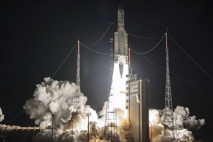 La fusée Ariane 5 a décollé de Kourou, en Guyane française (archives). © KEYSTONE/EPA CNES/CSG/CNES/CSG/ARIANESPACE/ OV HANDOUT