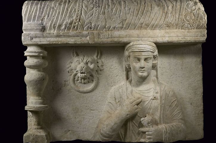 Parmi les oeuvres restituées, on trouve ce relief funéraire datant du 2e siècle après J.-C. © MAH, F. Bevilacqua