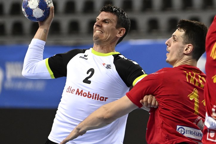 Andy Schmid, le meilleur handballeur suisse revient au pays. © KEYSTONE/EPA/GEORGI LICOVSKI