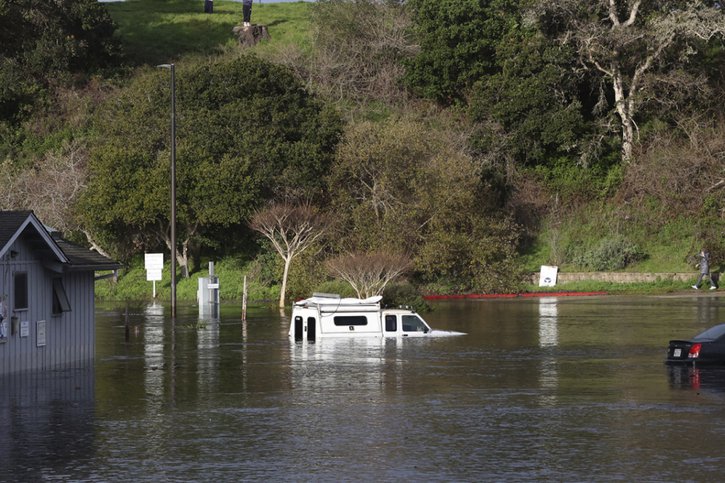 Une alerte au tsunami avait été émise pour la côte ouest des Etats-Unis. © KEYSTONE/AP/Shmuel Thler