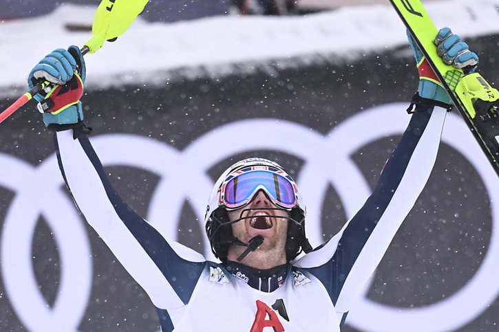 La joie de Dave Ryding, qui a offert au ski alpin britannique son premier succès en Coupe du monde © KEYSTONE/EPA/CHRISTIAN BRUNA