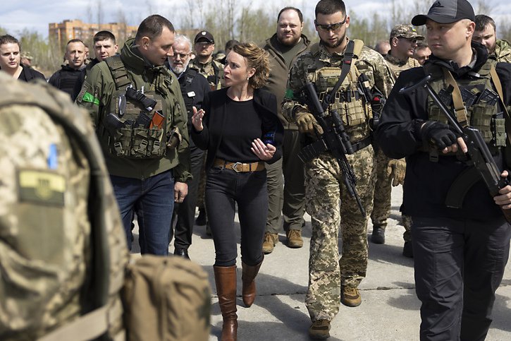Irène Kälin s'est rendue à Kiev avec trois autres parlementaires. © KEYSTONE/PETER KLAUNZER