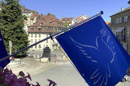 Fribourg: un drapeau pour les victimes de guerre