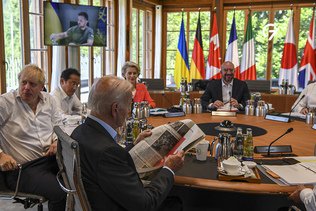 Le G7 veut serrer encore l'étau sur la Russie