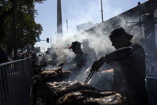 Quatrième championnat national d'"asado" en Argentine