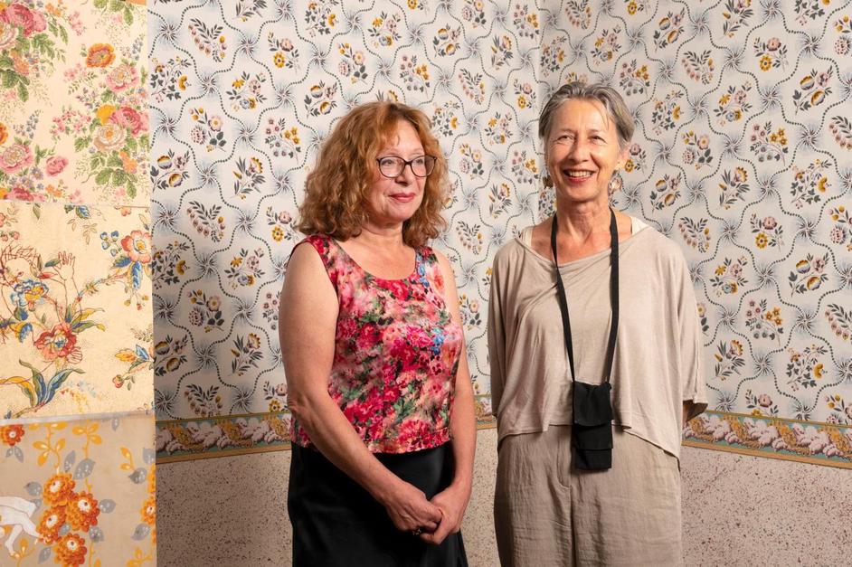 Liliana Gassiot et Anne-Dominique Hubert au Musée du papier peint