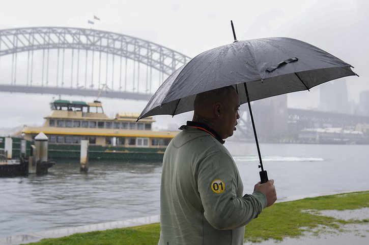 Cela fait au moins 70 ans qu'il n'avait plus plu autant que cette année sur Sydney. © KEYSTONE/AP/Mark Baker