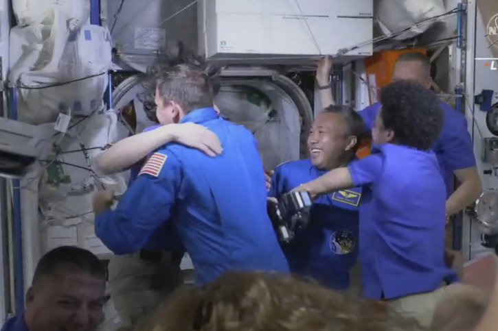 Les membres de Crew-5 ont rejoint les sept personnes déjà à bord de l'ISS. © KEYSTONE/AP