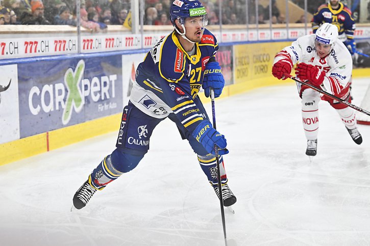 Magnus Nygren a annoncé sa décision de rentrer en Suède après six ans passés en National League sous les couleurs de Davos. © KEYSTONE/GIAN EHRENZELLER
