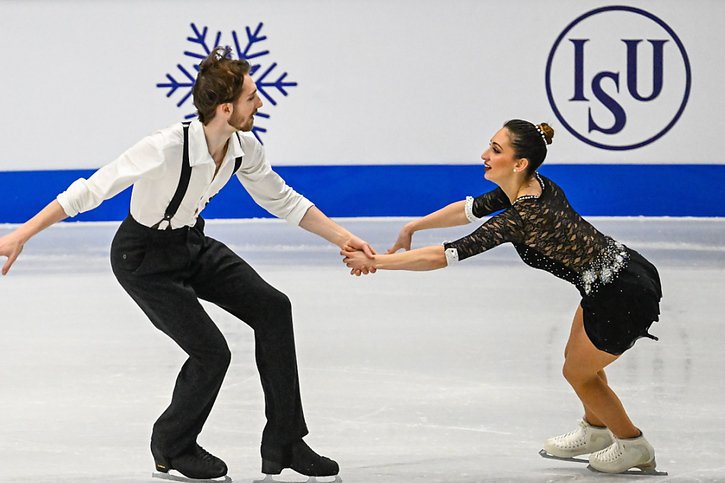 Sara Conti et Niccolo Macii ont été sacrés champions d'Europe en couples © KEYSTONE/EPA/KIMMO BRANDT