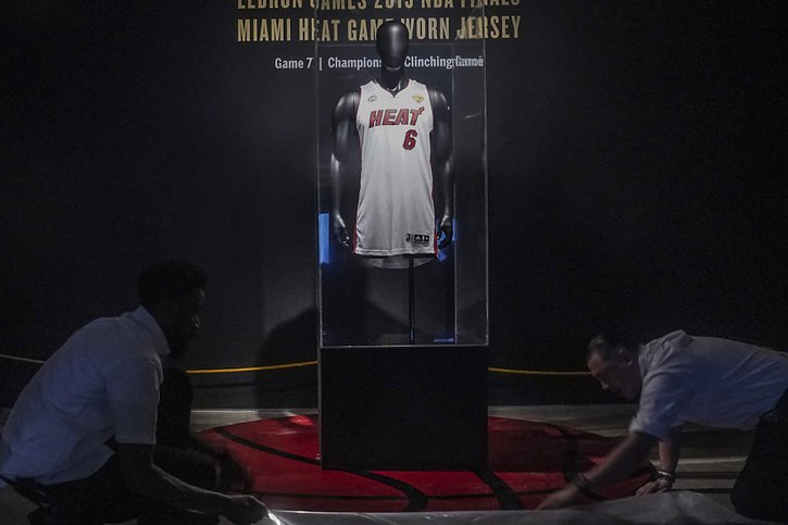 LeBron James avait porté le maillot lors d'une finale de NBA en 2013 (archives). © KEYSTONE/AP/Bebeto Matthews