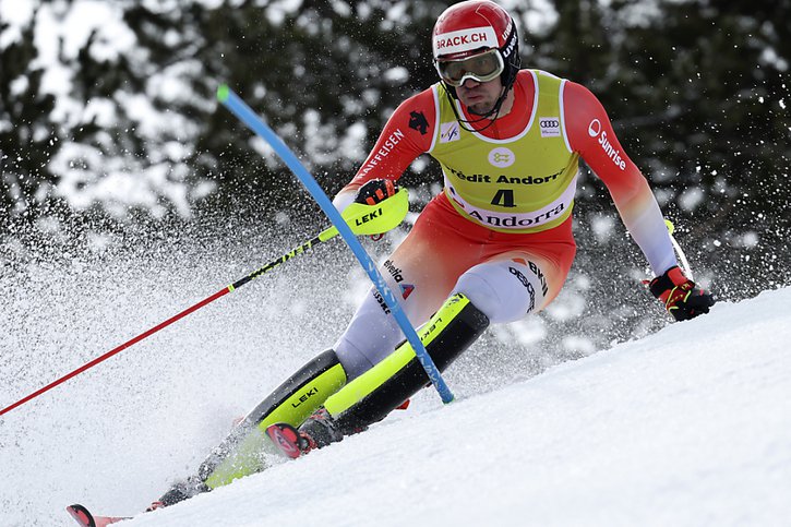 Ramon Zenhäusern pointe en tête du slalom de Soldeu, ultime course de la saison chez les messieurs © KEYSTONE/AP/Alessandro Trovati